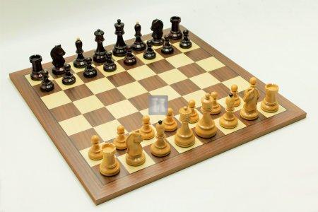 Chess Set: Norien